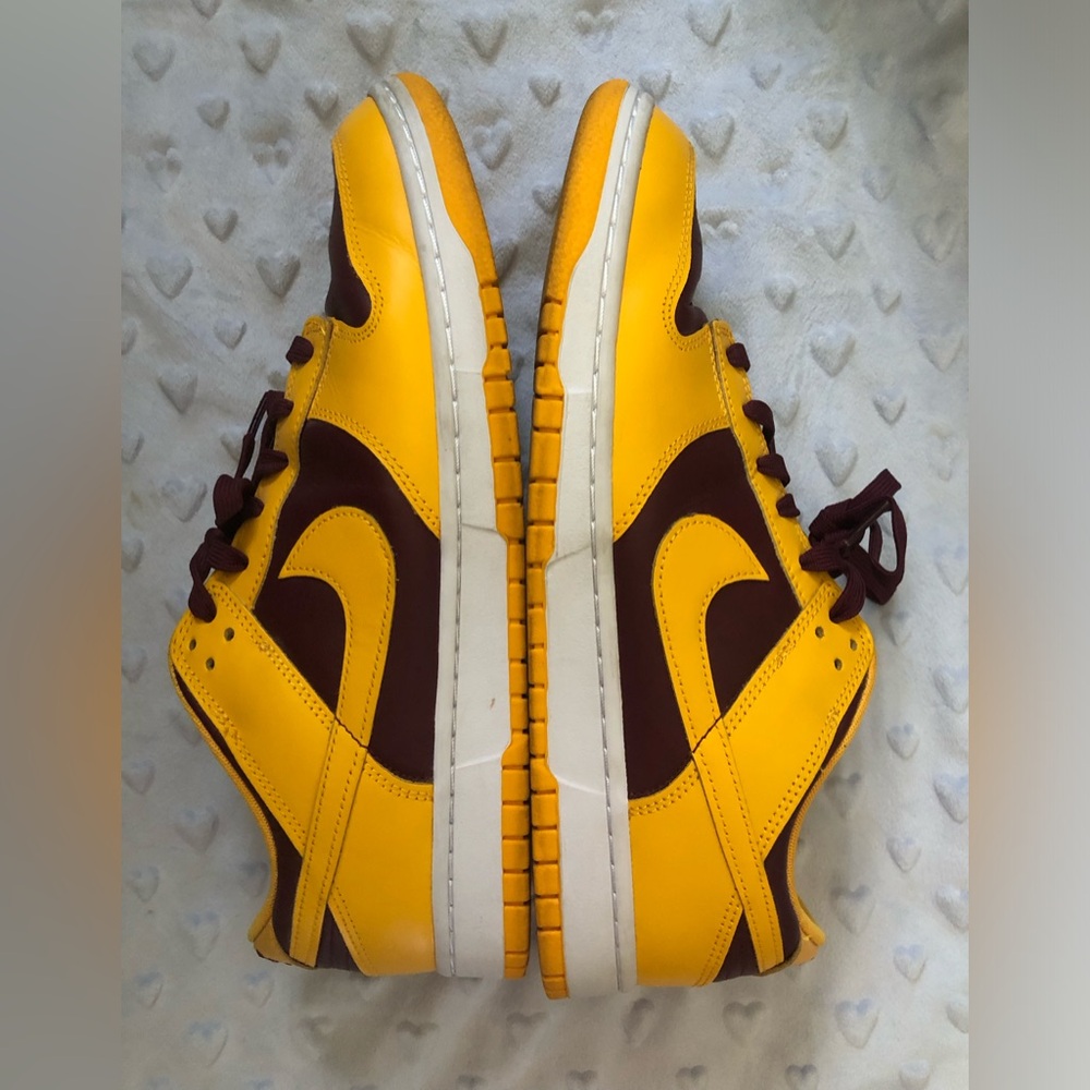 Arizona State Nike Dunks. Men’s Low-Top Sneakers in Maroon and Yellow